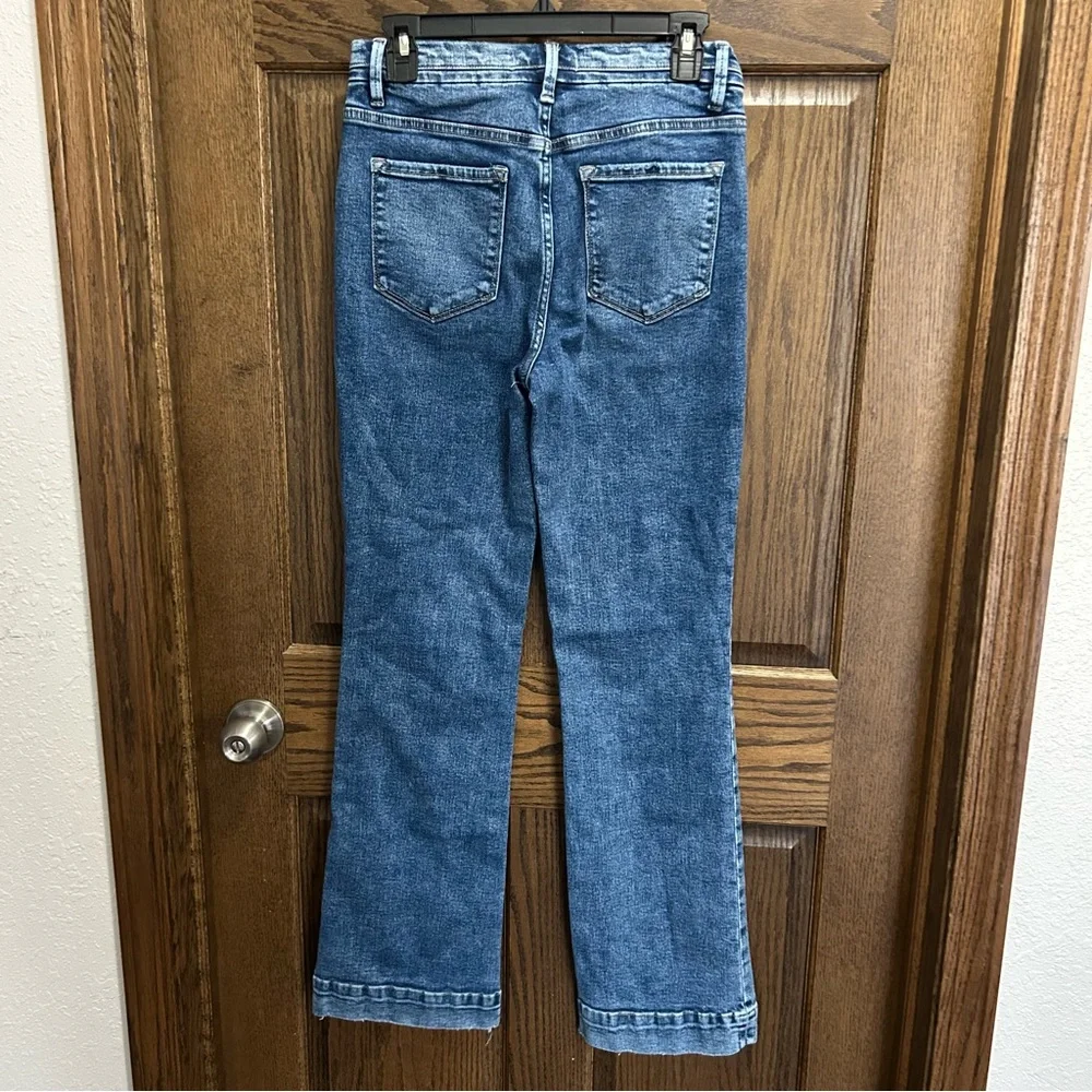 Modern High-Rise Blue Wide-Leg Jeans - Picture 2 of 5
